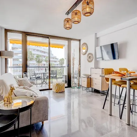 Апартаменты Sea Cocoon Плая-де-лас-Америкас